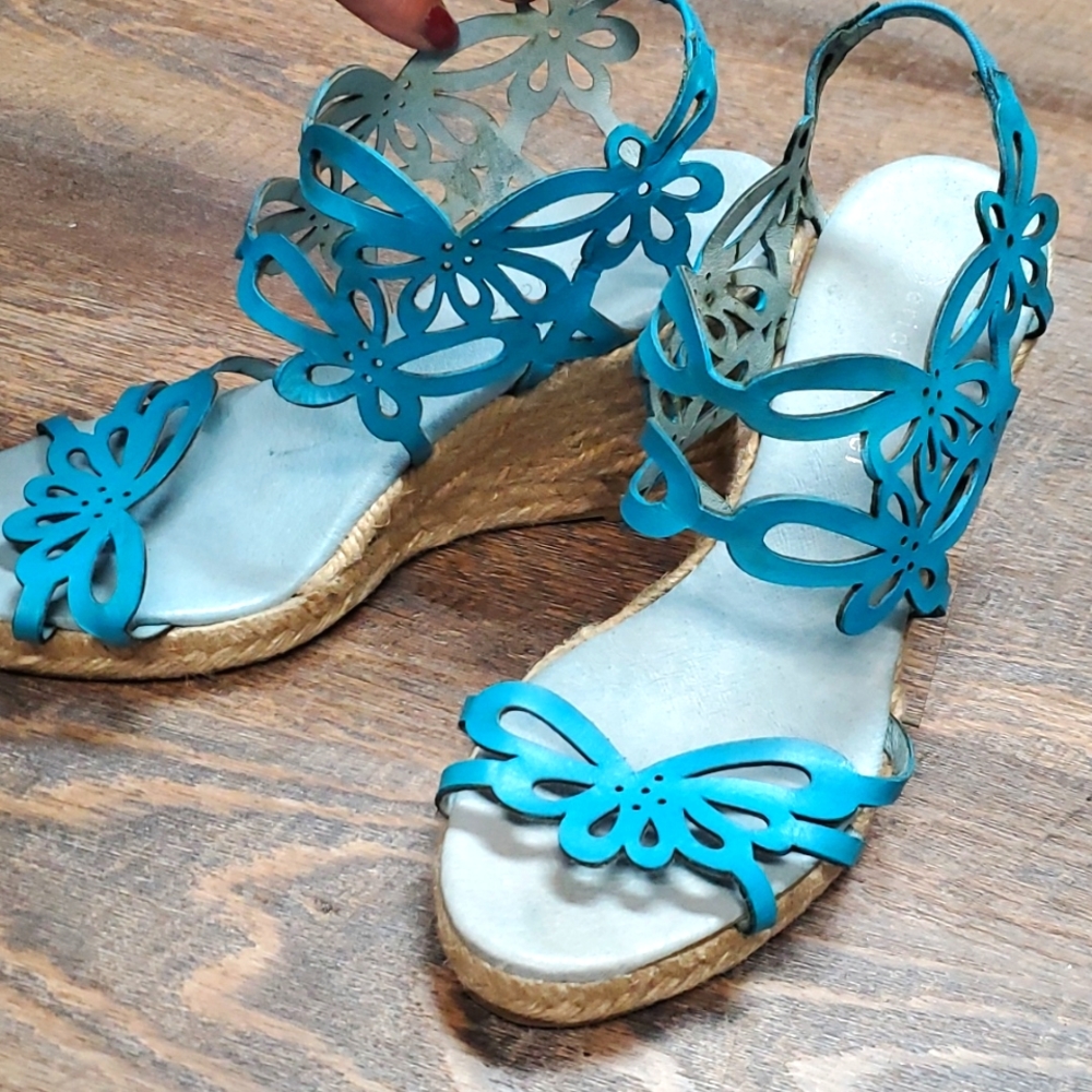 Eric Michael wedge sandal Size 38 US 7.5
